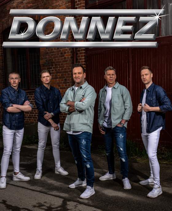 Pressbild med logga